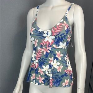 La Vie en Rose—Floral Print Tankini. Gorgeous colors!